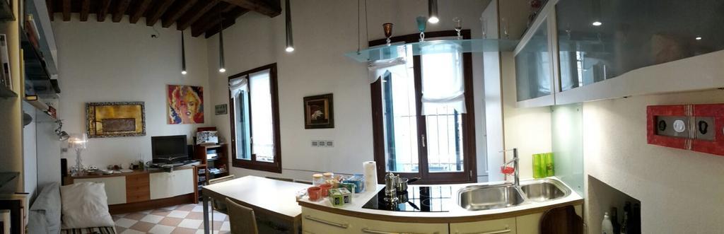 Apartment In A Lovely Garden Biennale Flat