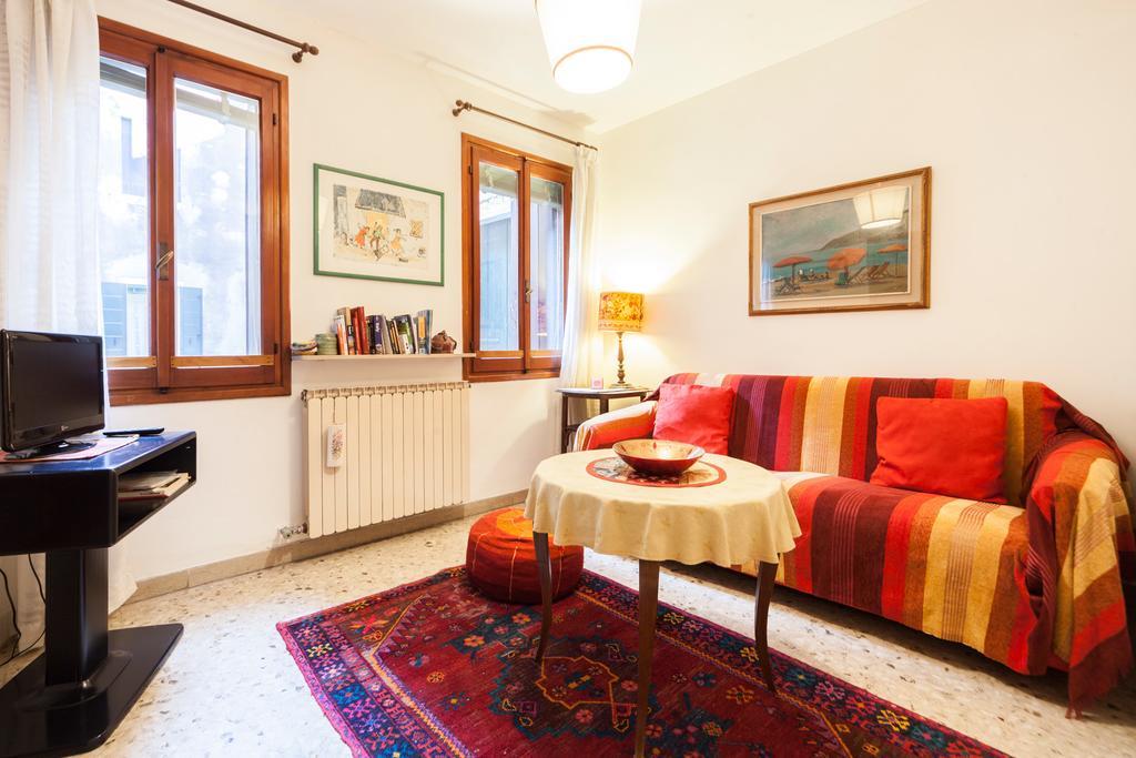 Apartment Campiello Chiesa, By Short Holidays Venice