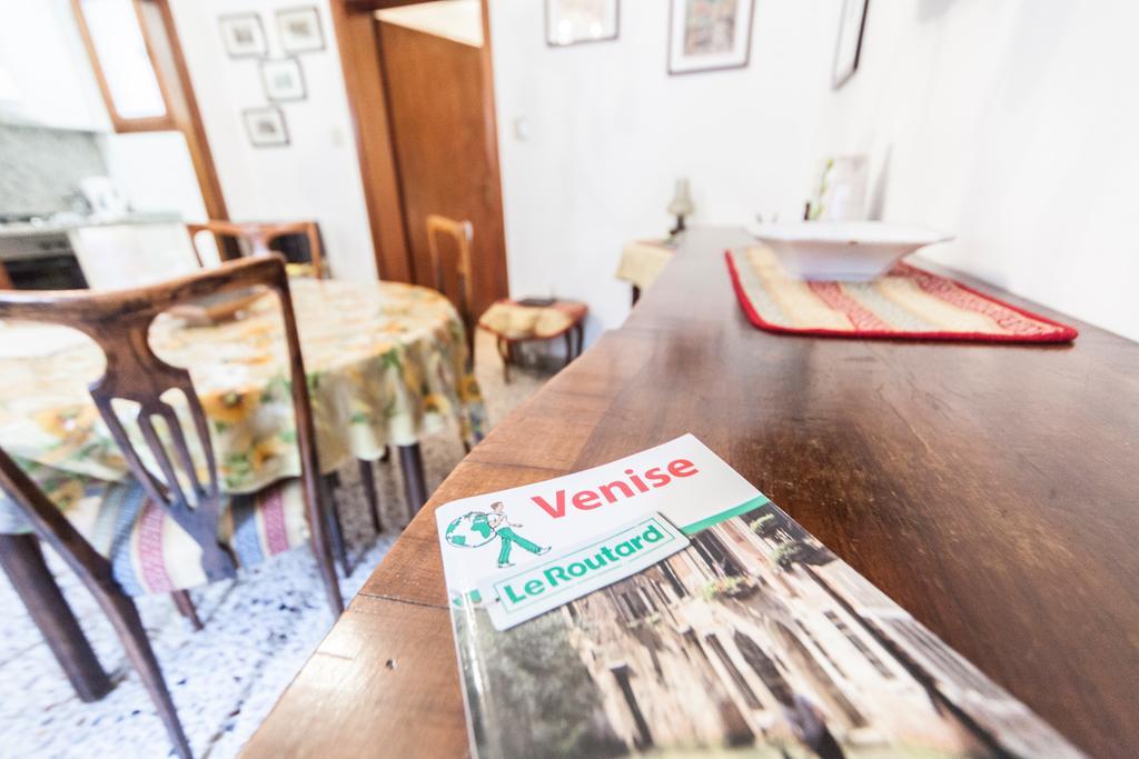 Campiello Chiesa, By Short Holidays Venice