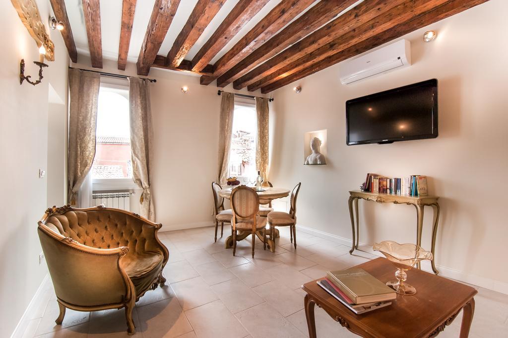 Apartamento Michelle In Charming Veneza