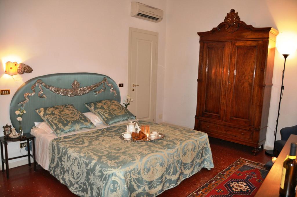 Henry's Heaven Veneza