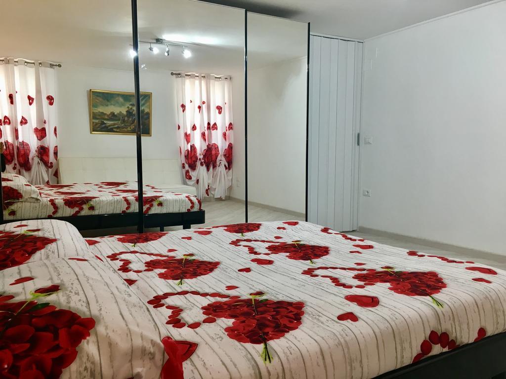 Ca'girasole Apartment *