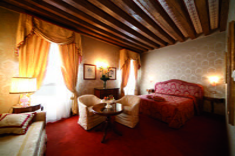 Hotel Savoia & Jolanda 4*
