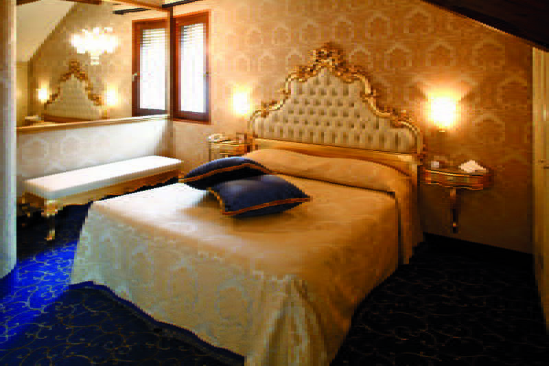 Hotel Savoia & Jolanda