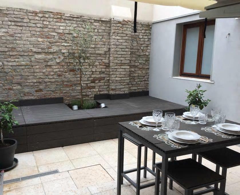 Borgoloco Luxury Flat With Jacuzzi Apartamento