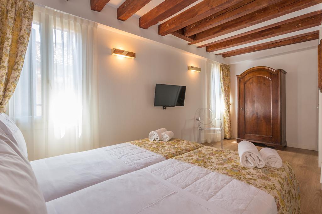 Apartment Apartments-rialto 1 - 2 - 3