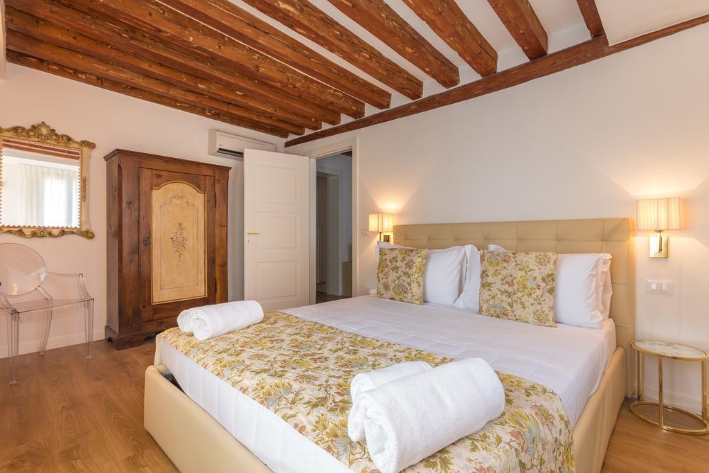 Apartment Apartments-rialto 1 - 2 - 3 Venice