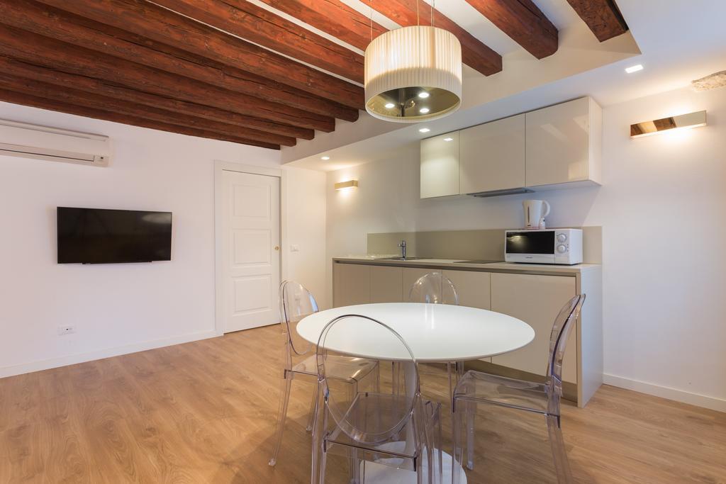 Apartments-rialto 1 - 2 - 3 *