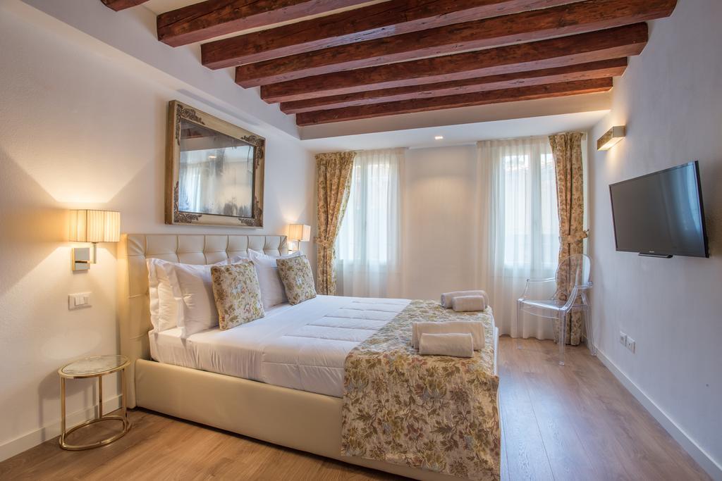 Apartments-rialto 1 - 2 - 3 Apartment *
