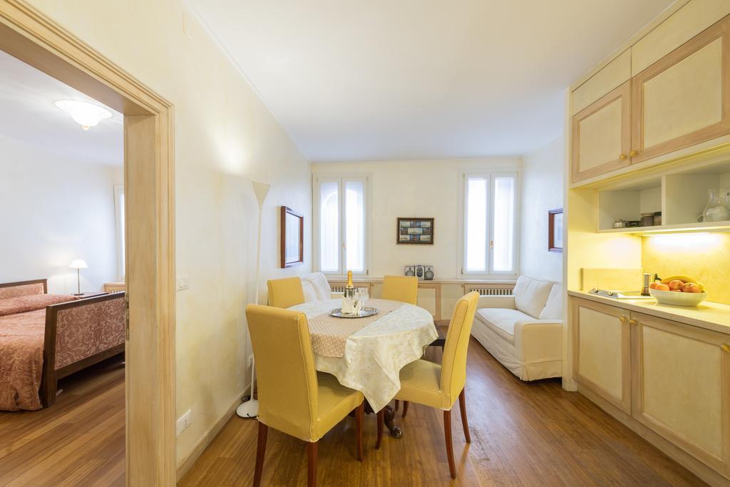 Romantic San Marco Apartment Venice