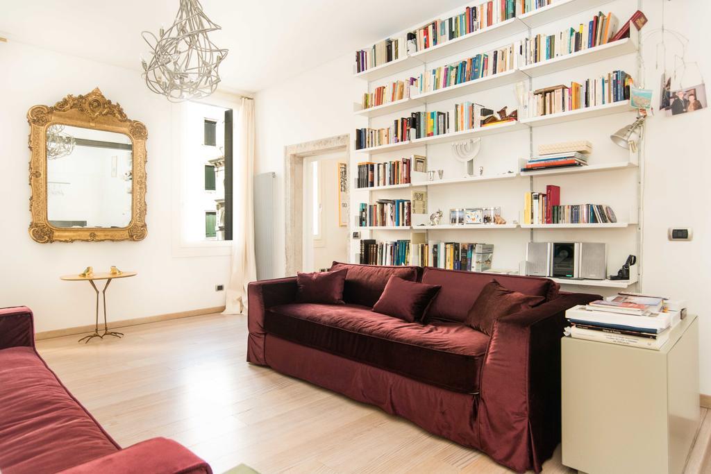 Ghetto Modern Apt For 4, Venice Venice
