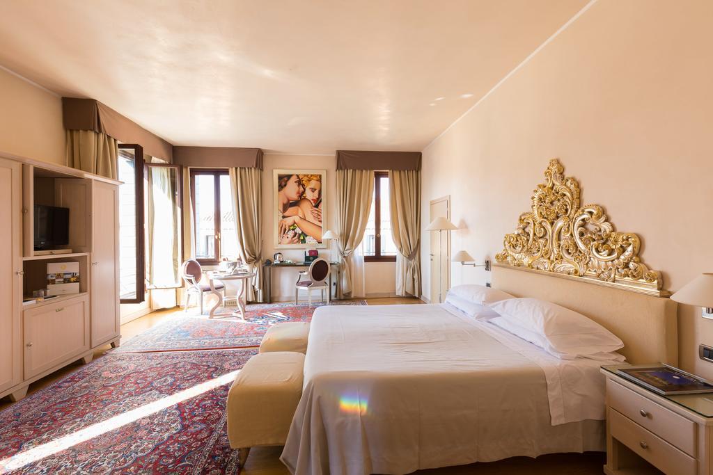 Liassidi Palace Venice