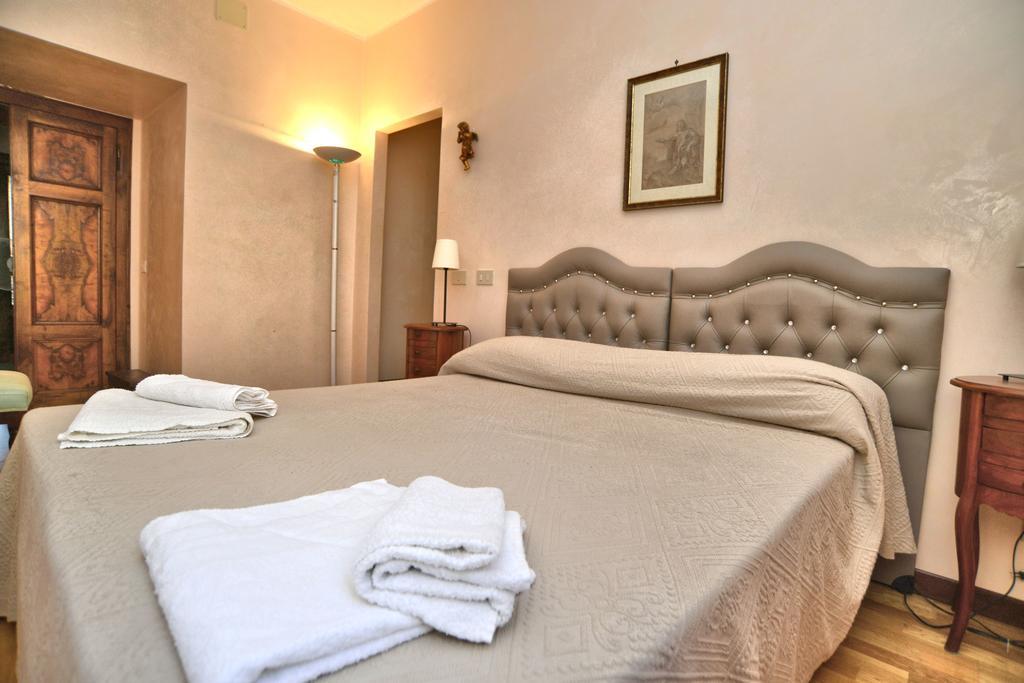 Biennale Apt Balcony Apartment Venice