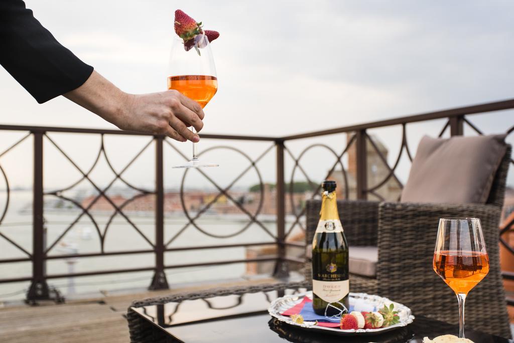 The Penthouse And Rooftop-terrace At Molino Stucky Venice