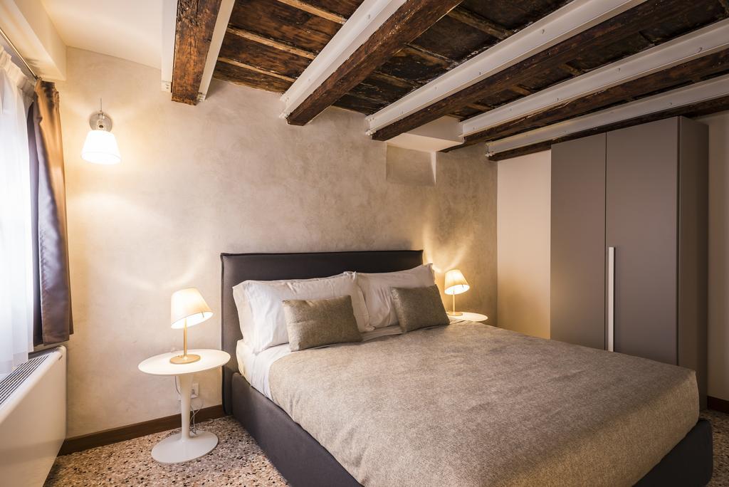 Myplace Campo Santa Margherita * Venice
