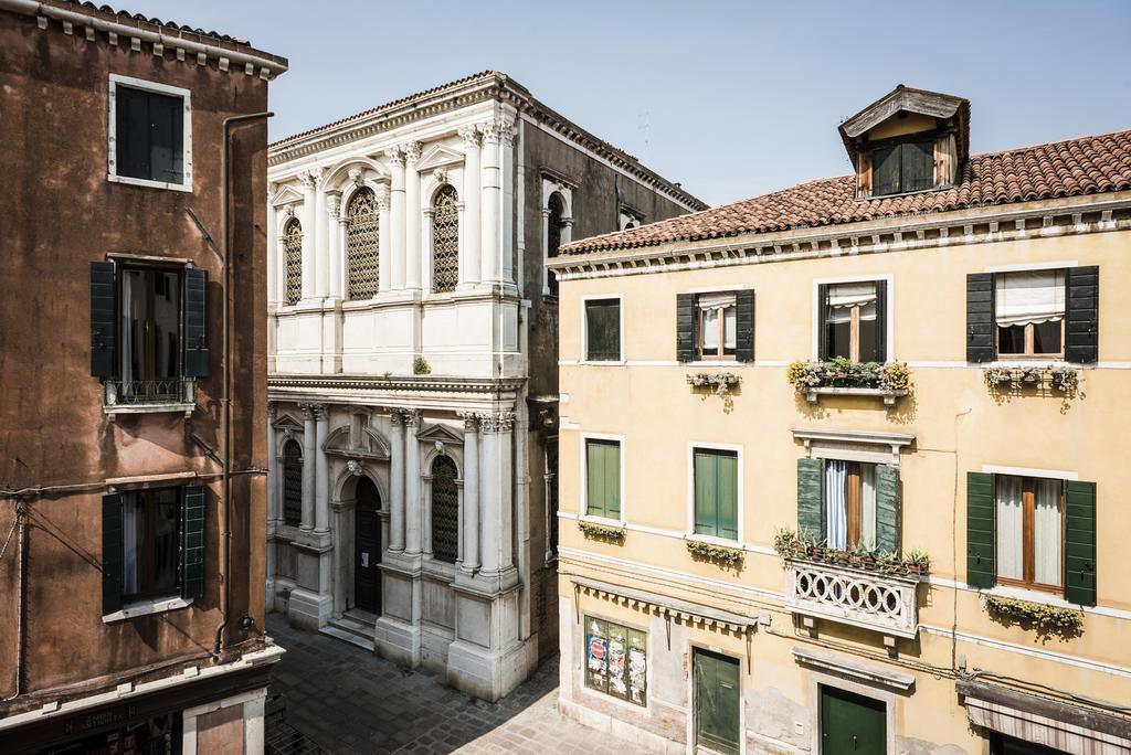 Myplace Campo Santa Margherita Apartment *