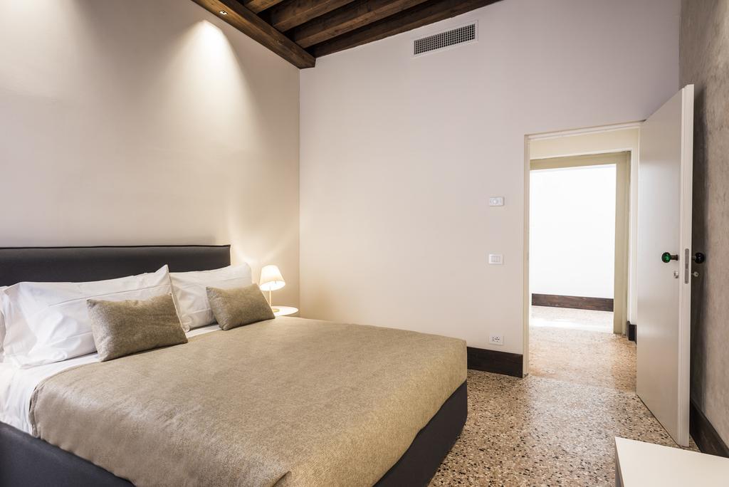 Apartment Myplace Campo Santa Margherita