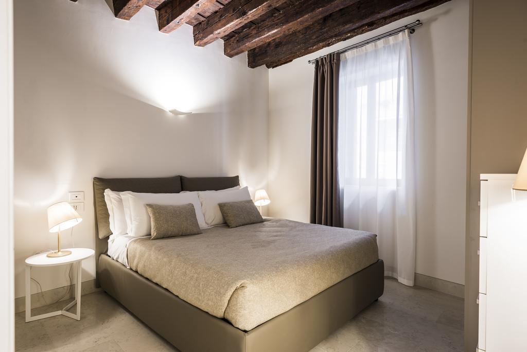 Apartment Myplace Campo Santa Margherita Venice