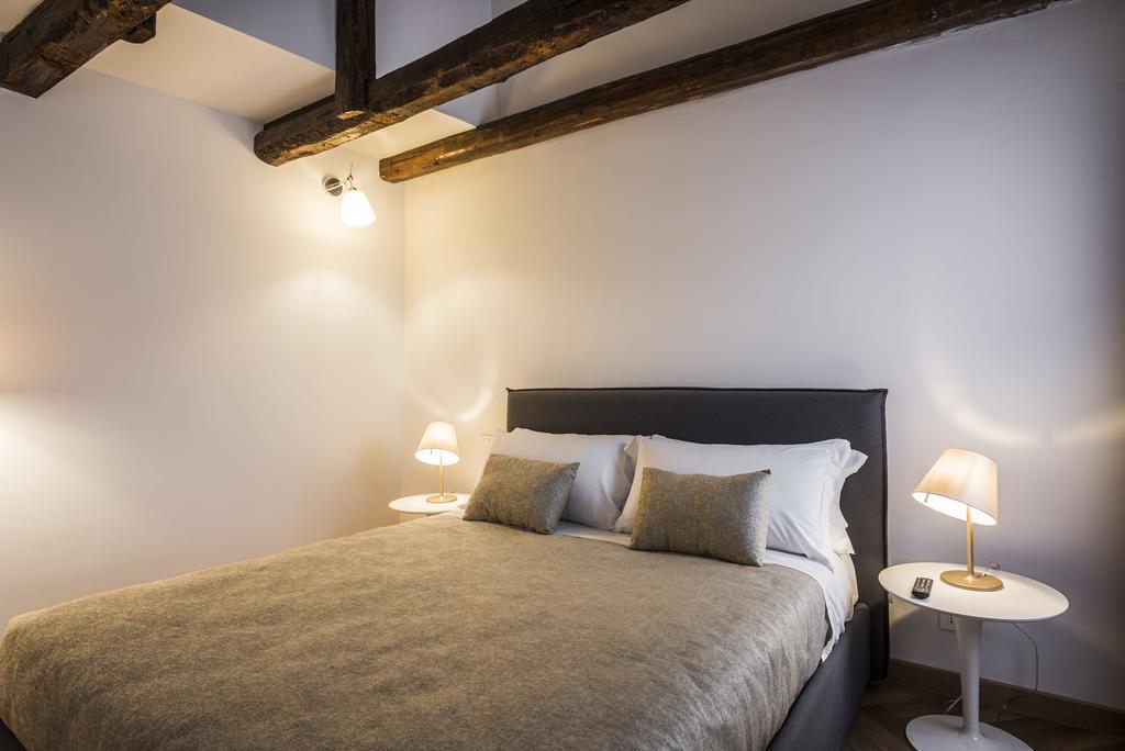 Myplace Campo Santa Margherita Apartment *