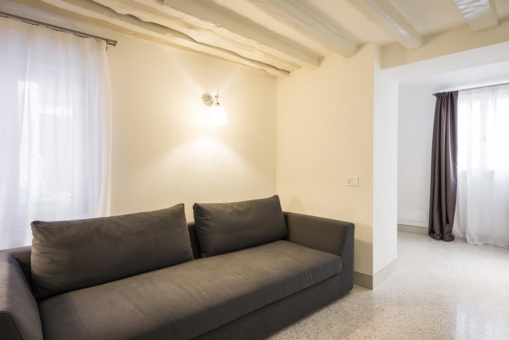 Myplace Campo Santa Margherita Apartment