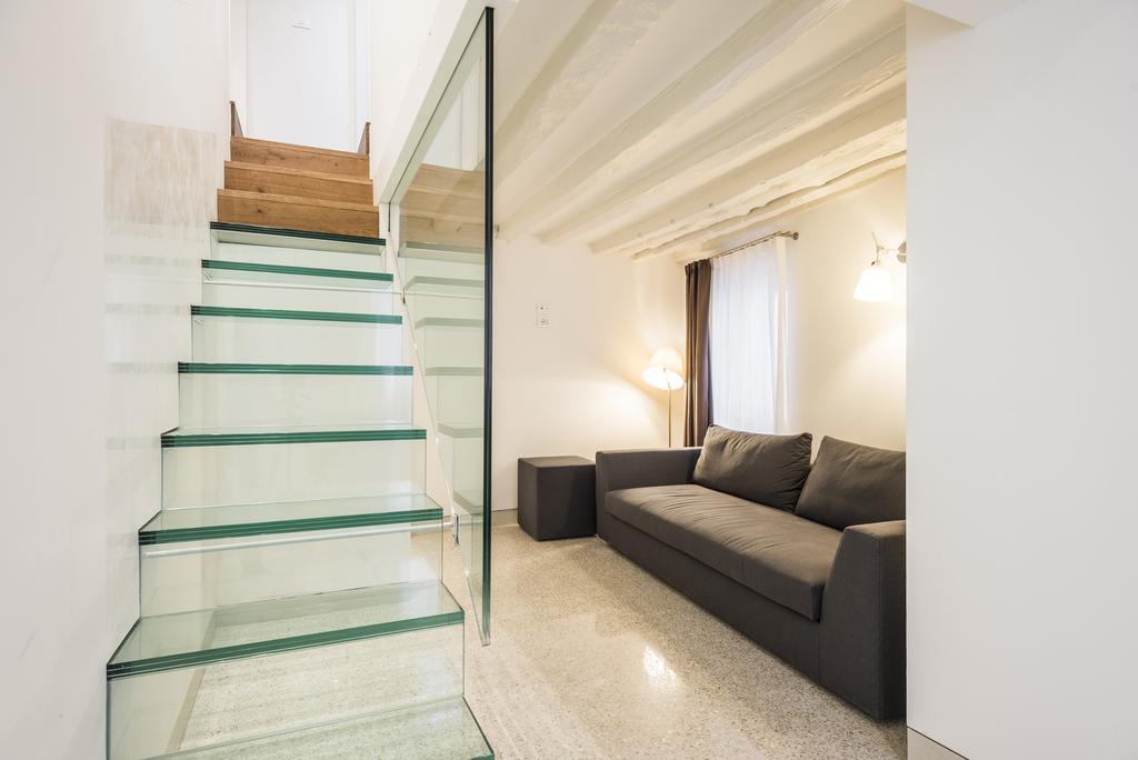Myplace Campo Santa Margherita Apartment *