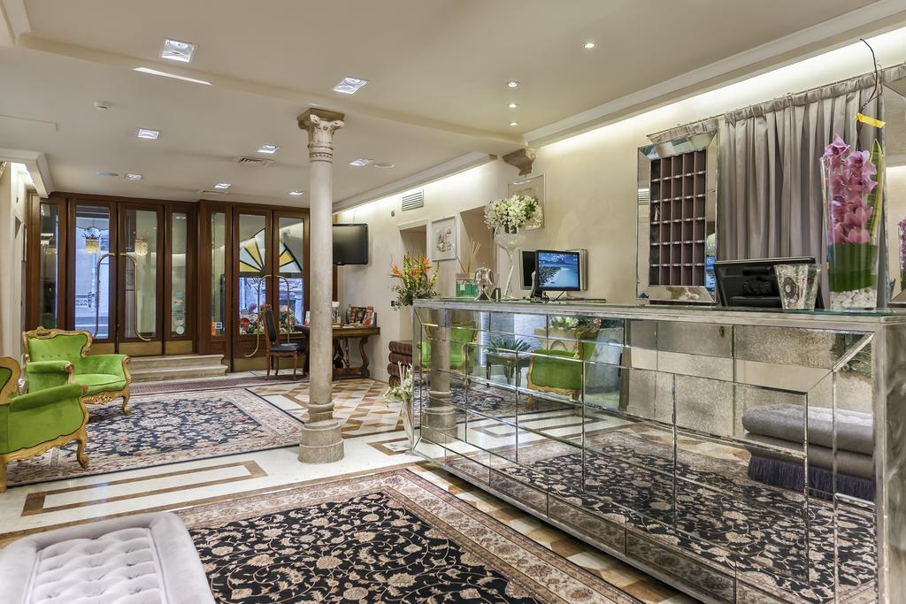 Hotel Ca' Dei Conti 4*
