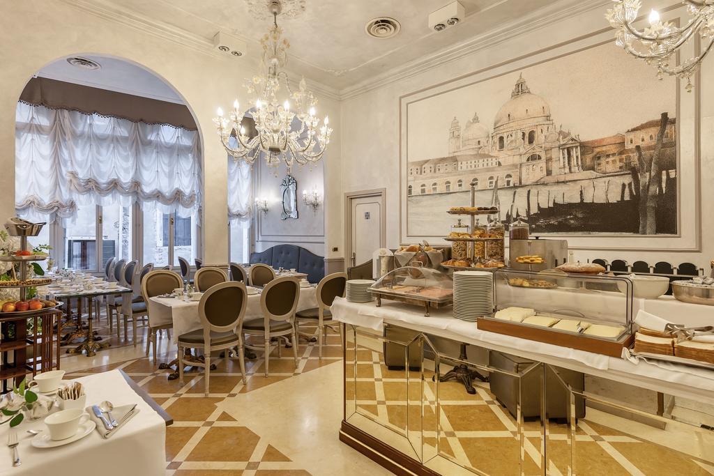 Hotel Ca' Dei Conti 4*