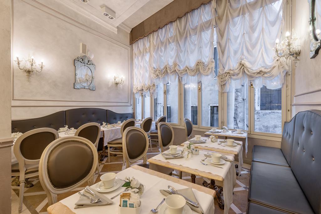 Hotel Ca' Dei Conti 4*