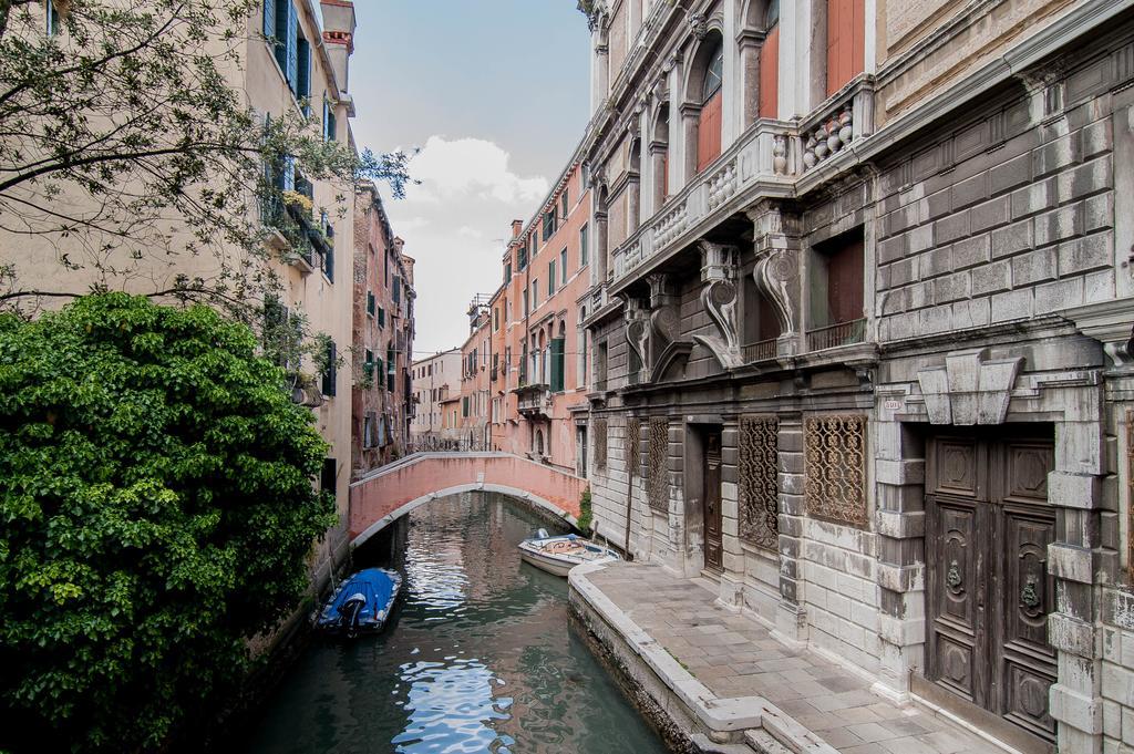 Ca Dei Miracoli Venice