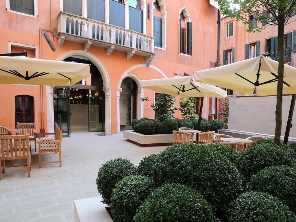 Veronese Apartment