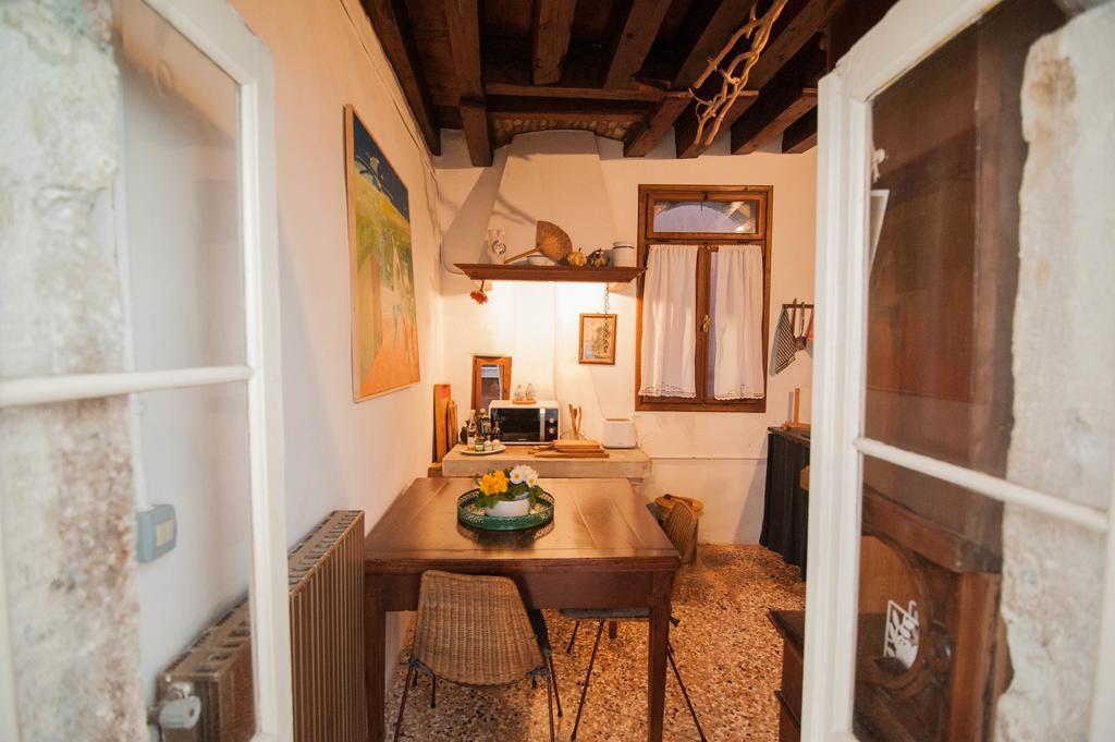 Apartment Casa 300 *