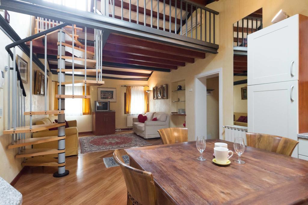 Venezia Residence Apartment