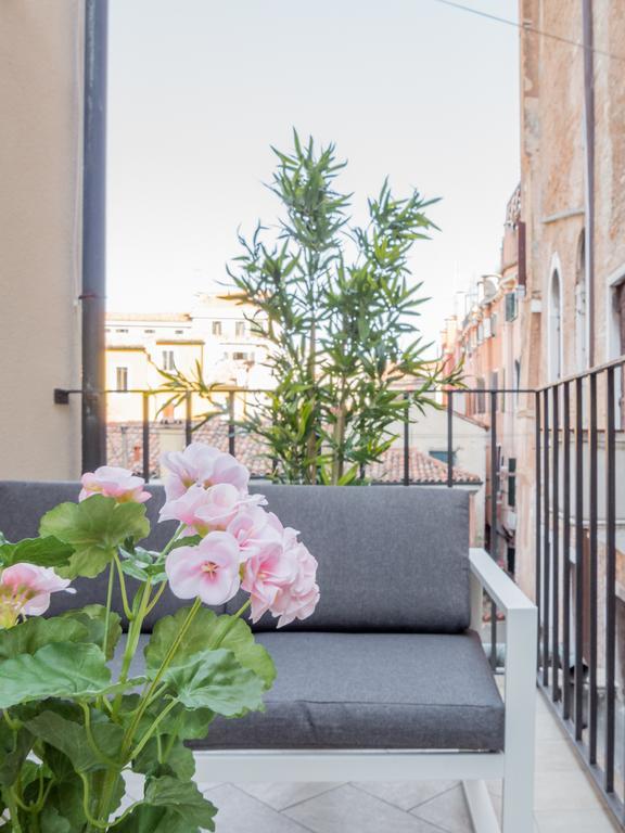 Luxury On Grand Canal By Wonderful Italy