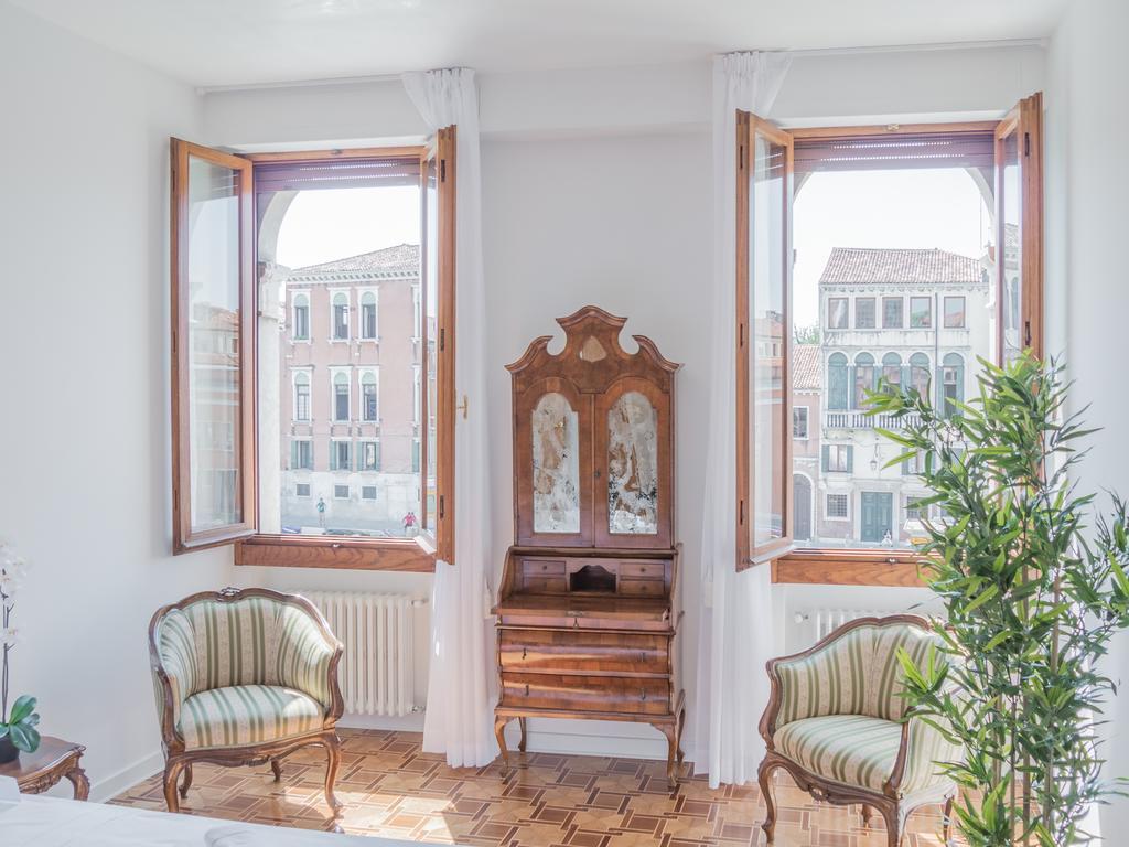 Luxury On Grand Canal By Wonderful Italy Apartment