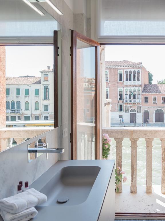 Luxury On Grand Canal By Wonderful Italy * Venice