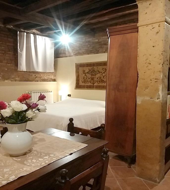 Charming Open-space Do Torri Appartamento
