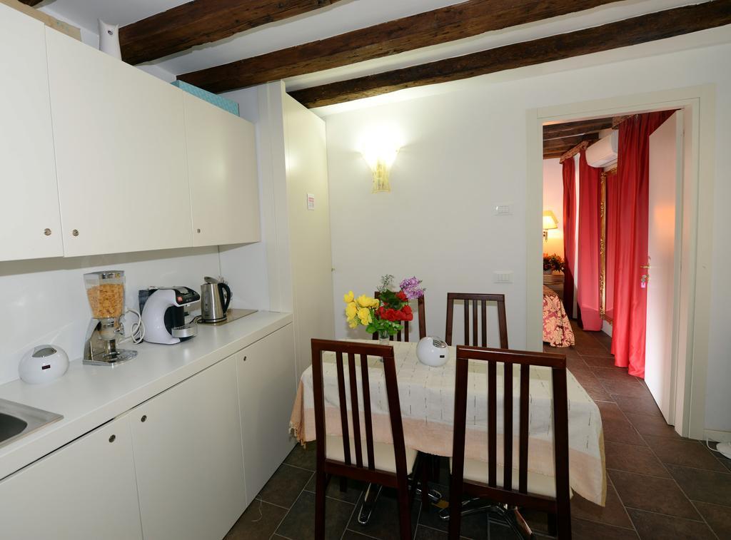 Ca' Del Gallo Guest house 2*