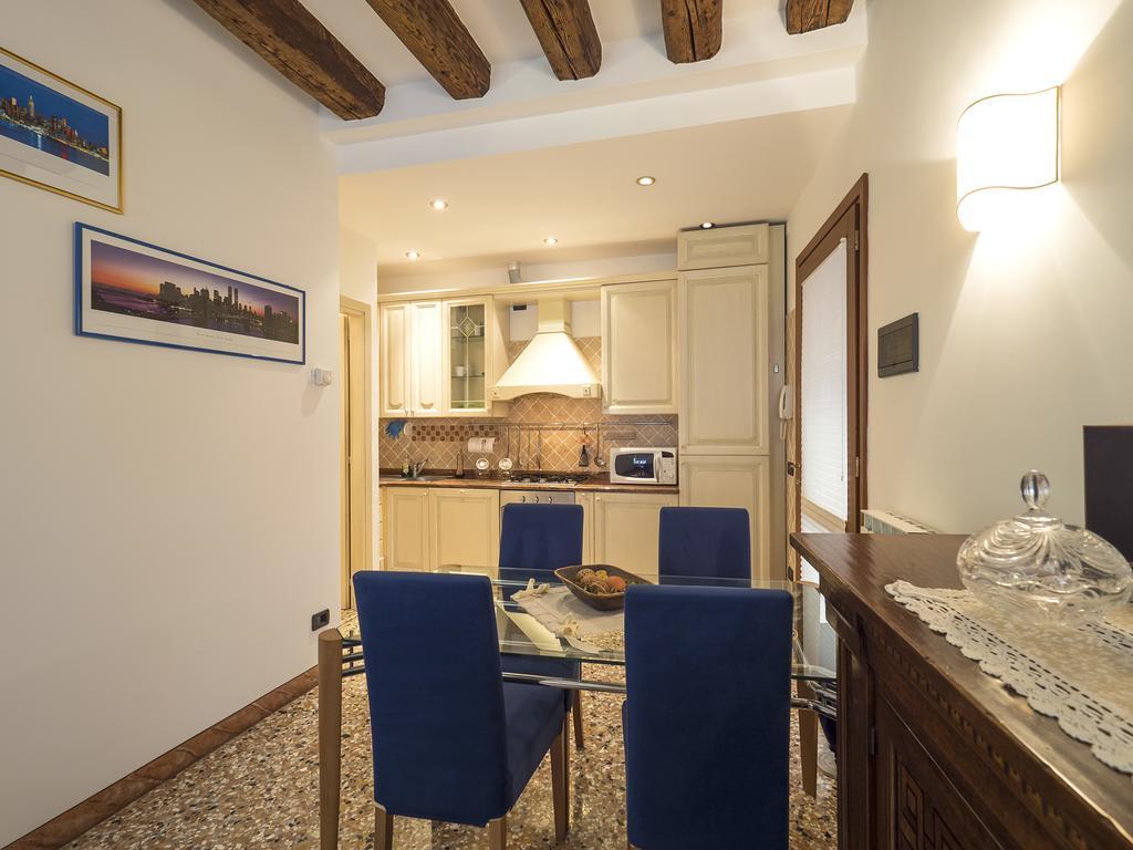 Apartment Romantic Lagoon - Canal View Venice