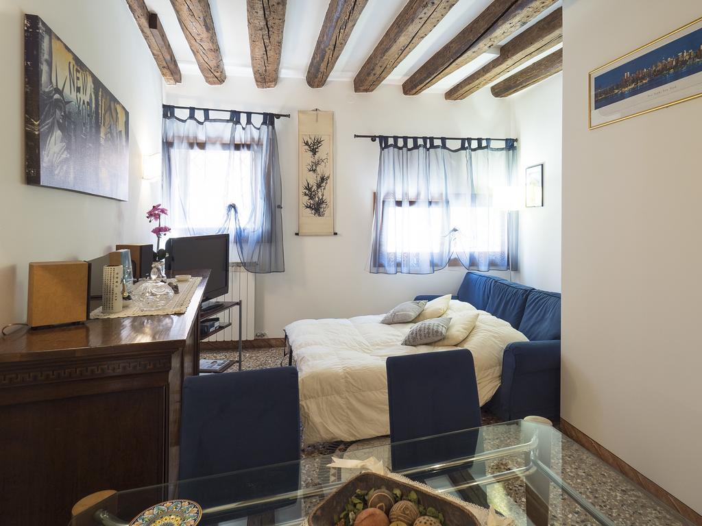 Romantic Lagoon - Canal View Apartment *