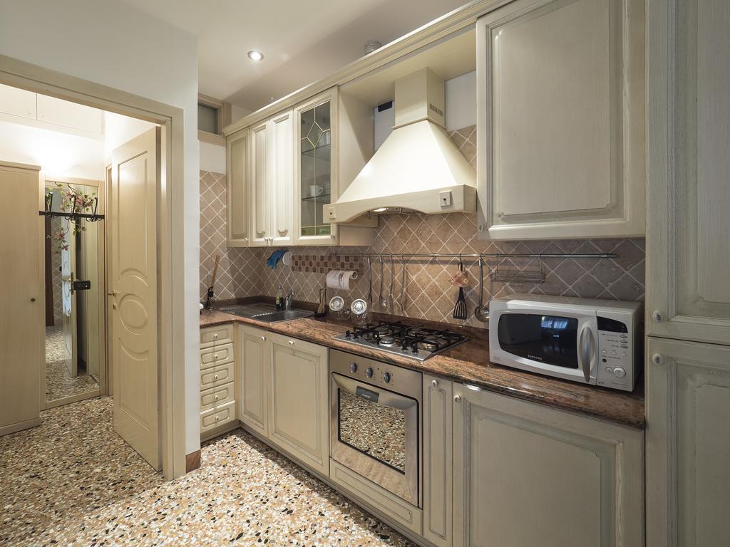 Romantic Lagoon - Canal View Apartment