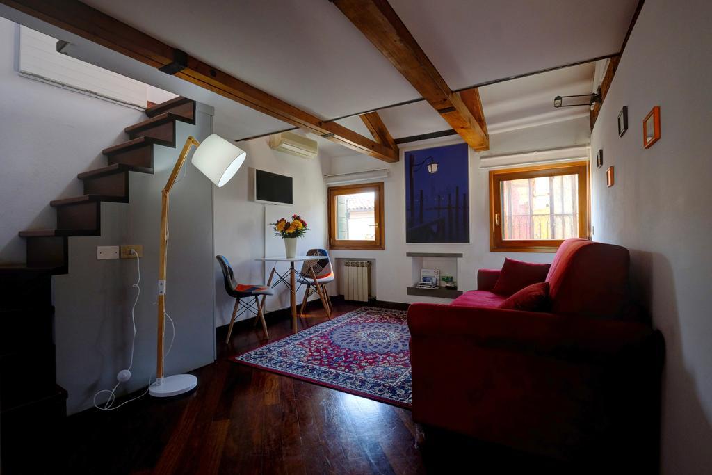Apartment Mansardina San Marco Venice