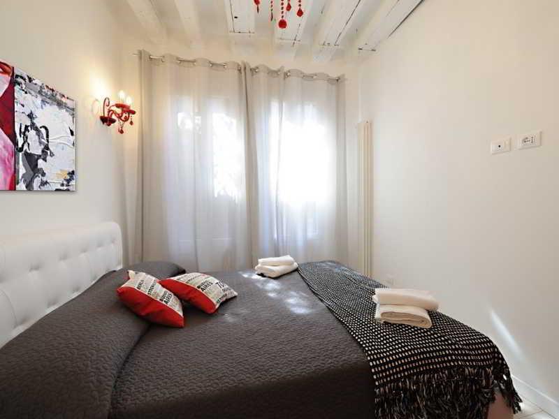 D.o Glam Hotel *