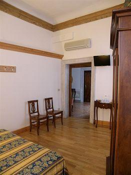Fava Hotel