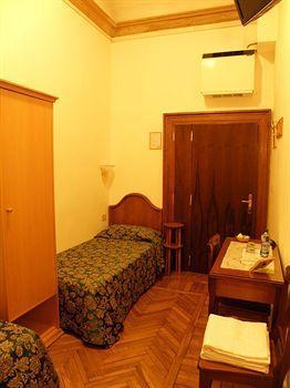 Hotel Fava 2*