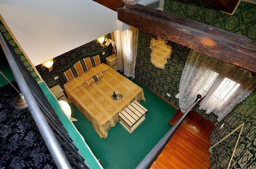 Residenza La Campana Guest house 3*