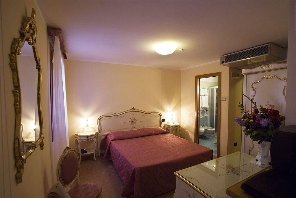 Guest house Ca' Leon D'oro Venice