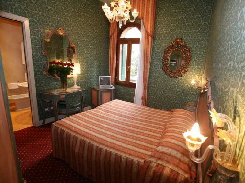 Ca' Del Brocchi 2* Veneza