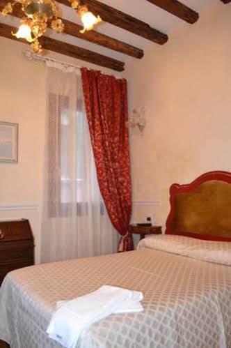 Residenza Santo Stefano * Venice