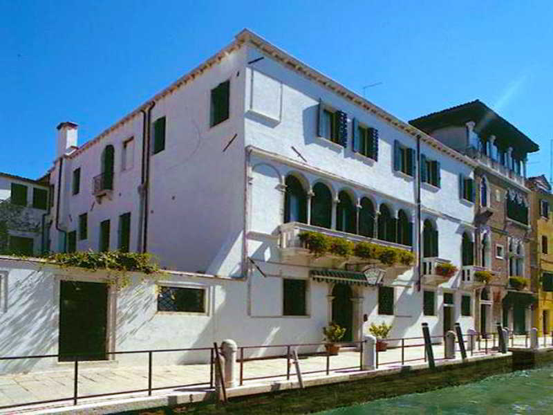 Ih Salute Palace (adults Only)