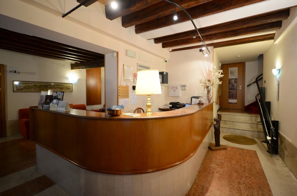 Hotel Iris 2*